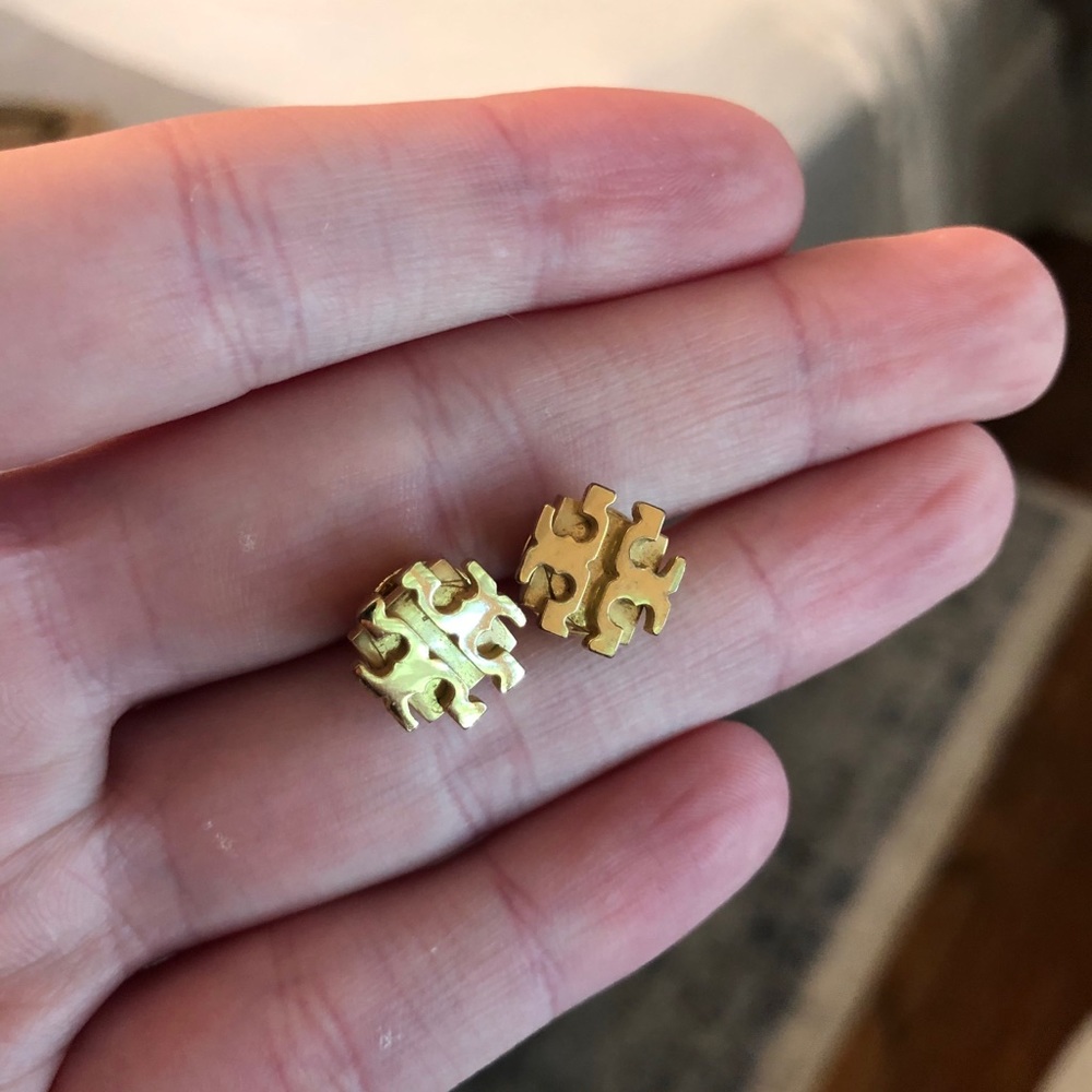 Tory Burch Small T Logo Stud Earrings